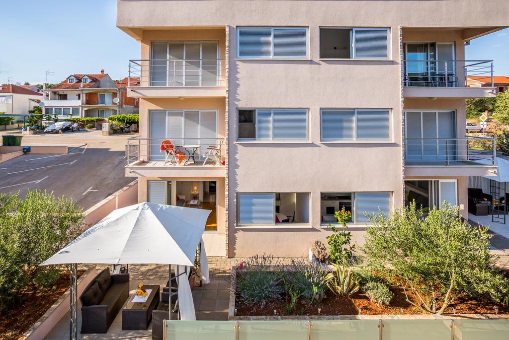 Apartment Falcon Стари Град Номер фото