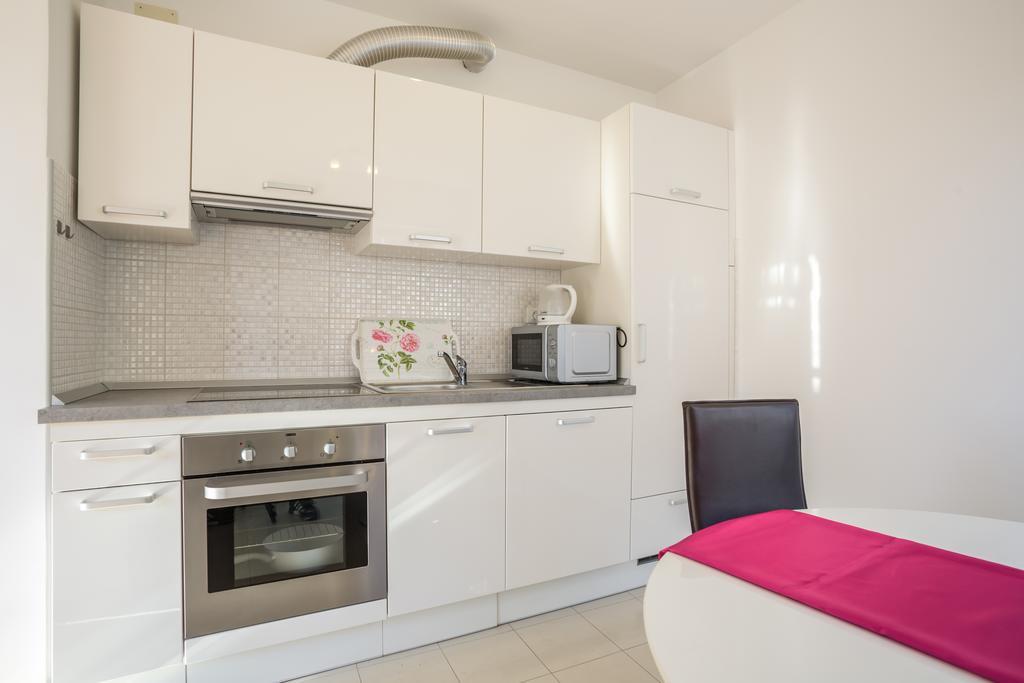 Apartment Falcon Стари Град Номер фото