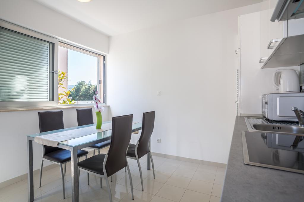 Apartment Falcon Стари Град Номер фото