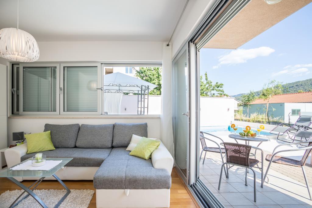 Apartment Falcon Стари Град Номер фото