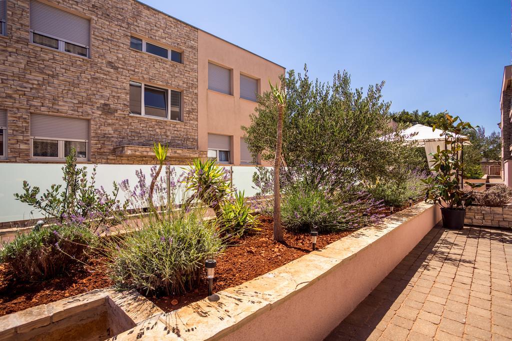 Apartment Falcon Стари Град Номер фото