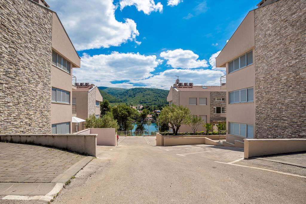 Apartment Falcon Стари Град Номер фото